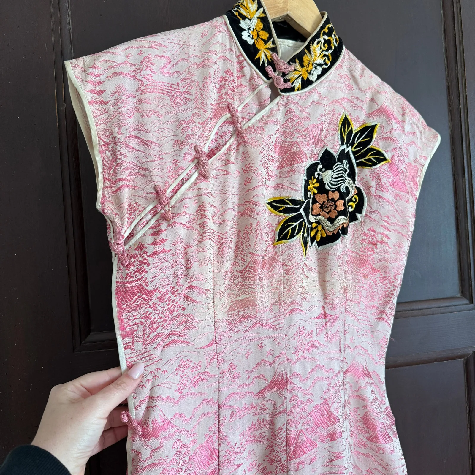 Vintage Handmade Pink Chinoiserie Cheongsam Qi Pao - Approx Size Small - Image 6