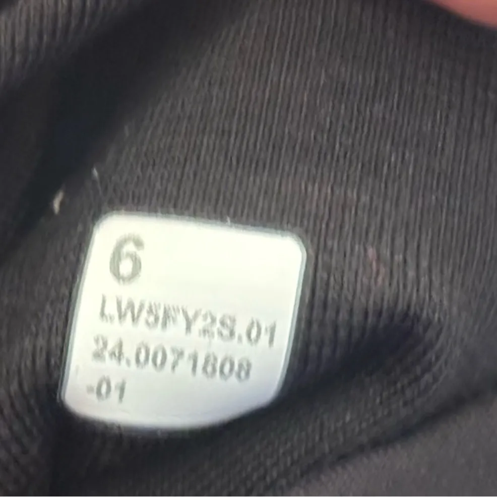 Lululemon Wunder Train High-Rise Ribbed Tight 25" Black size 6 Gym Workout EUC - Image 3