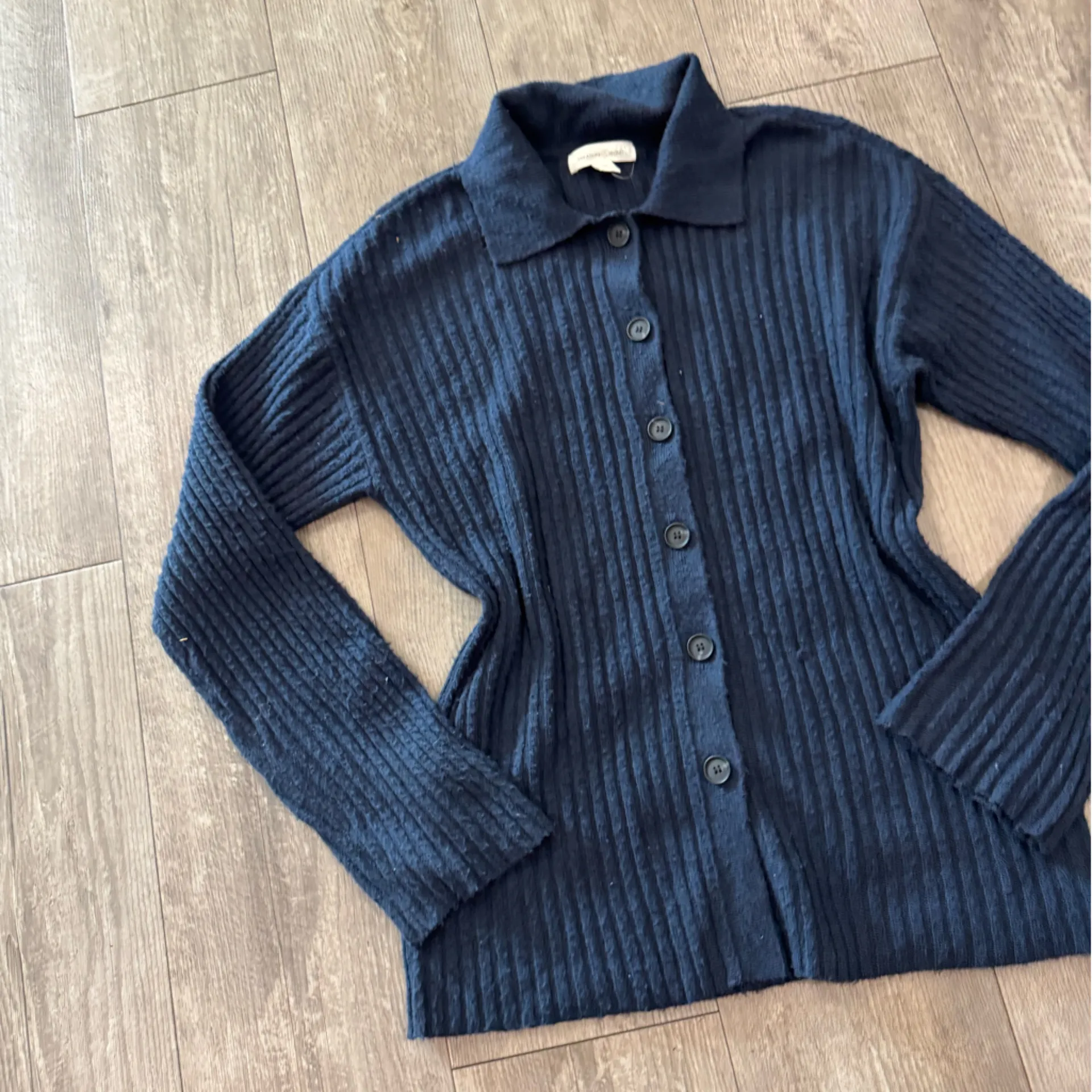 Treasure & Bond Navy Button-Down Shirt cardigan - Image 6