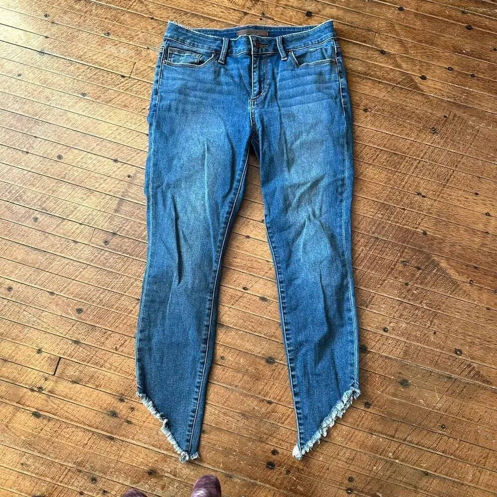 Joe’s ankle luxe 29 dark wash distressed jeans - Image 2
