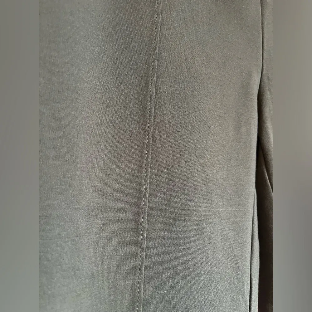 J.Jill  Dark Green Slim Leg Stretch Pants. Size Small. - Image 2