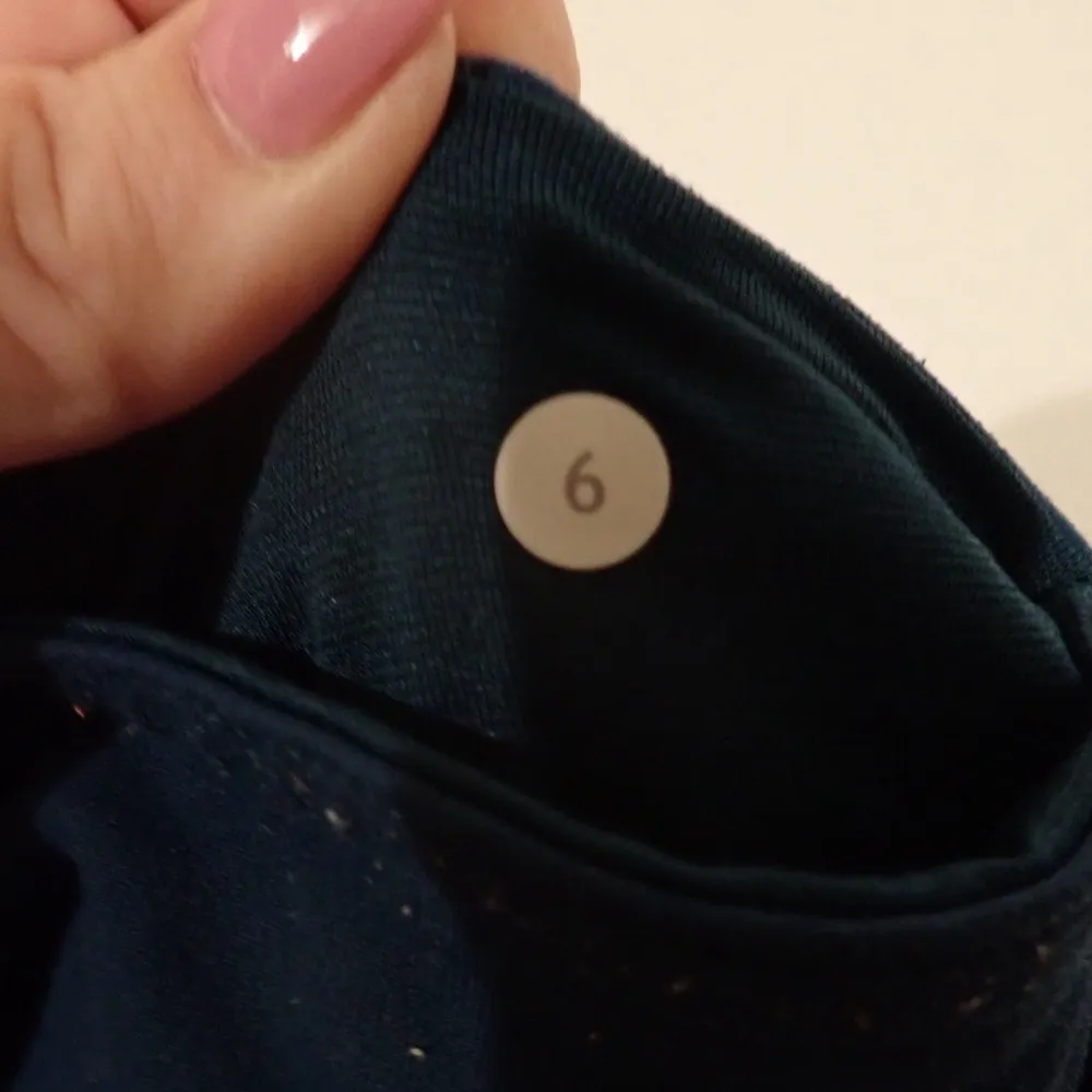 Lululemon Wunder Under Crop III Black / Tofino Teal / Alberta Lake size 6 - Image 7