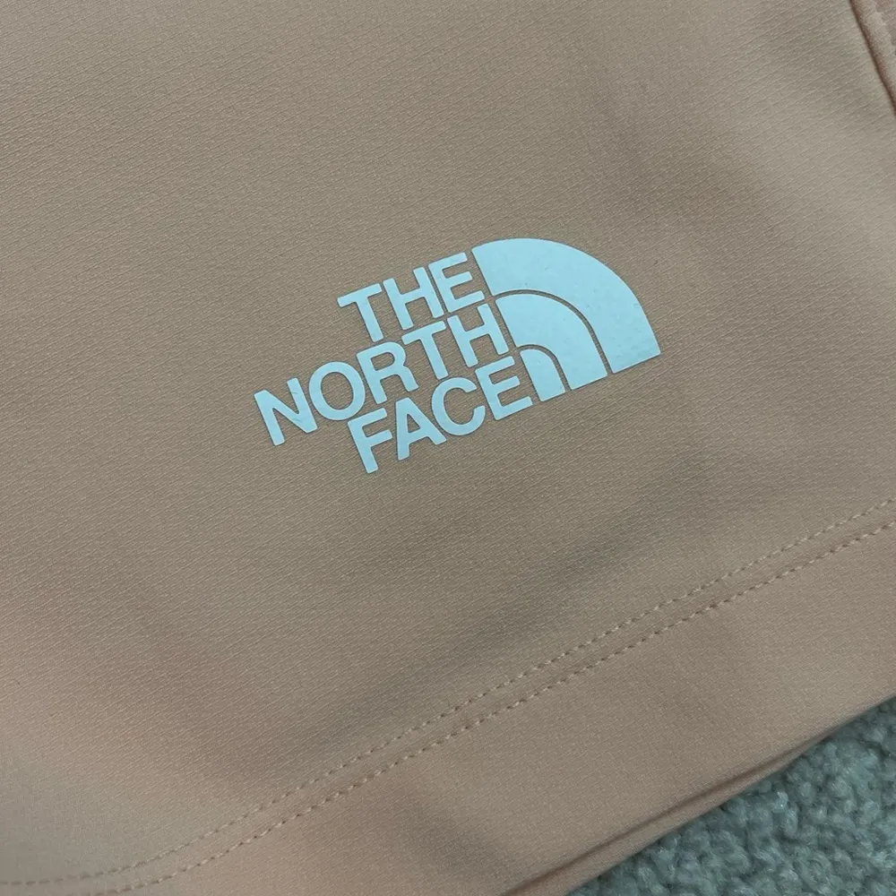 The North Face short for women NWT - Image 5