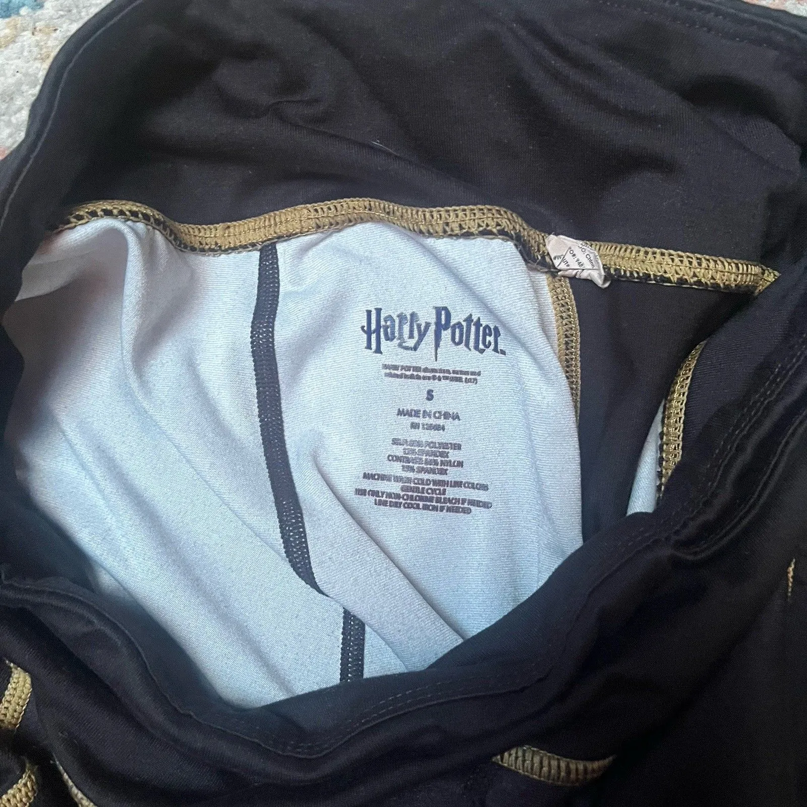 Harry Potter High Waisted Workout Leggings w Sports Bra Women Small Black Gold - Image 14