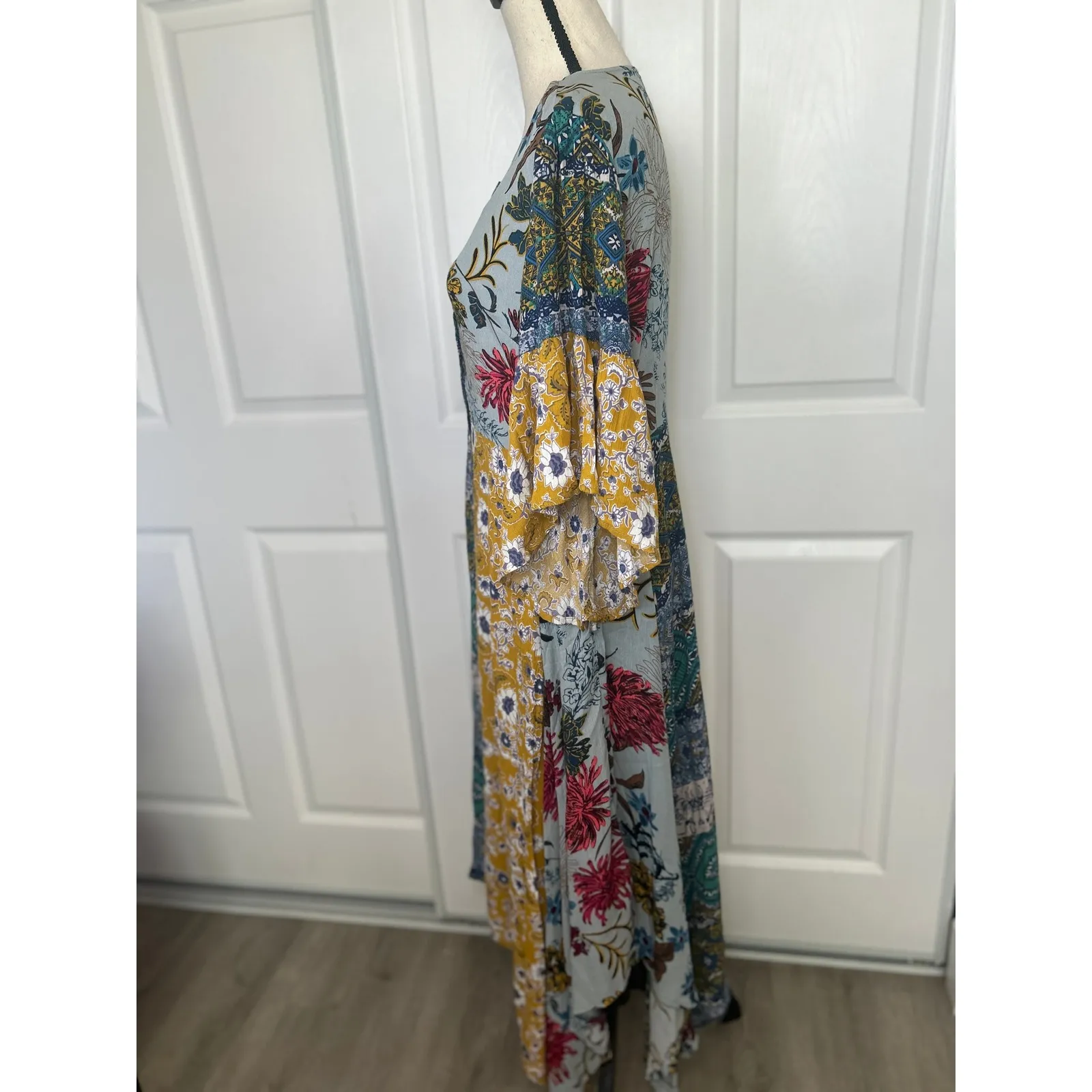 NWT‎ Umgee Boho Patchwork Floral Maxi Dress Size Small Multicolor Bell Sleeve - Image 3