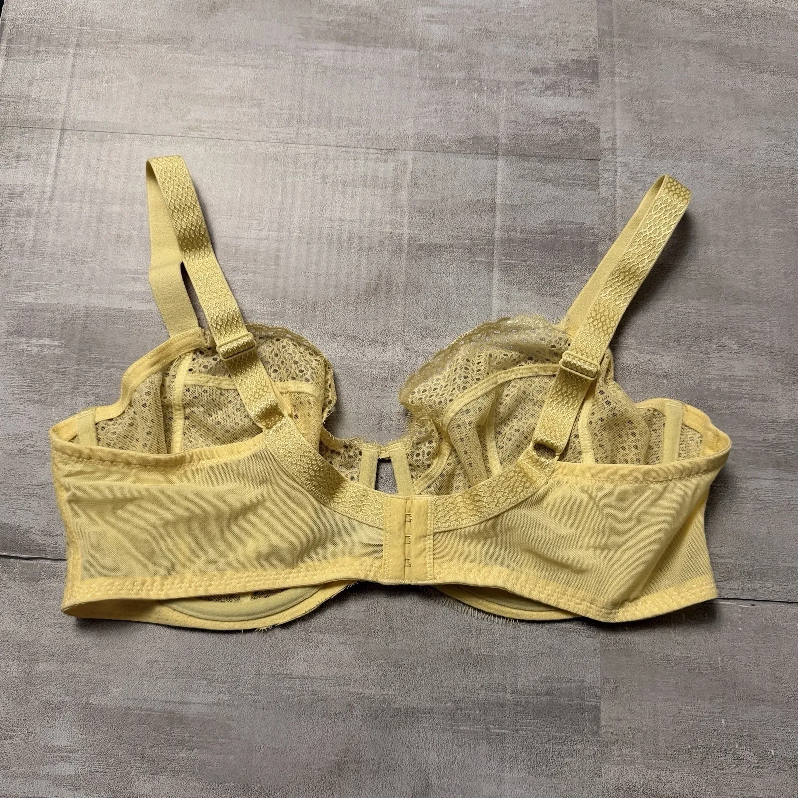 Paramour Dahlia Geo Lace Bra Size 40D Yellow Pale Banana NWT - Image 4