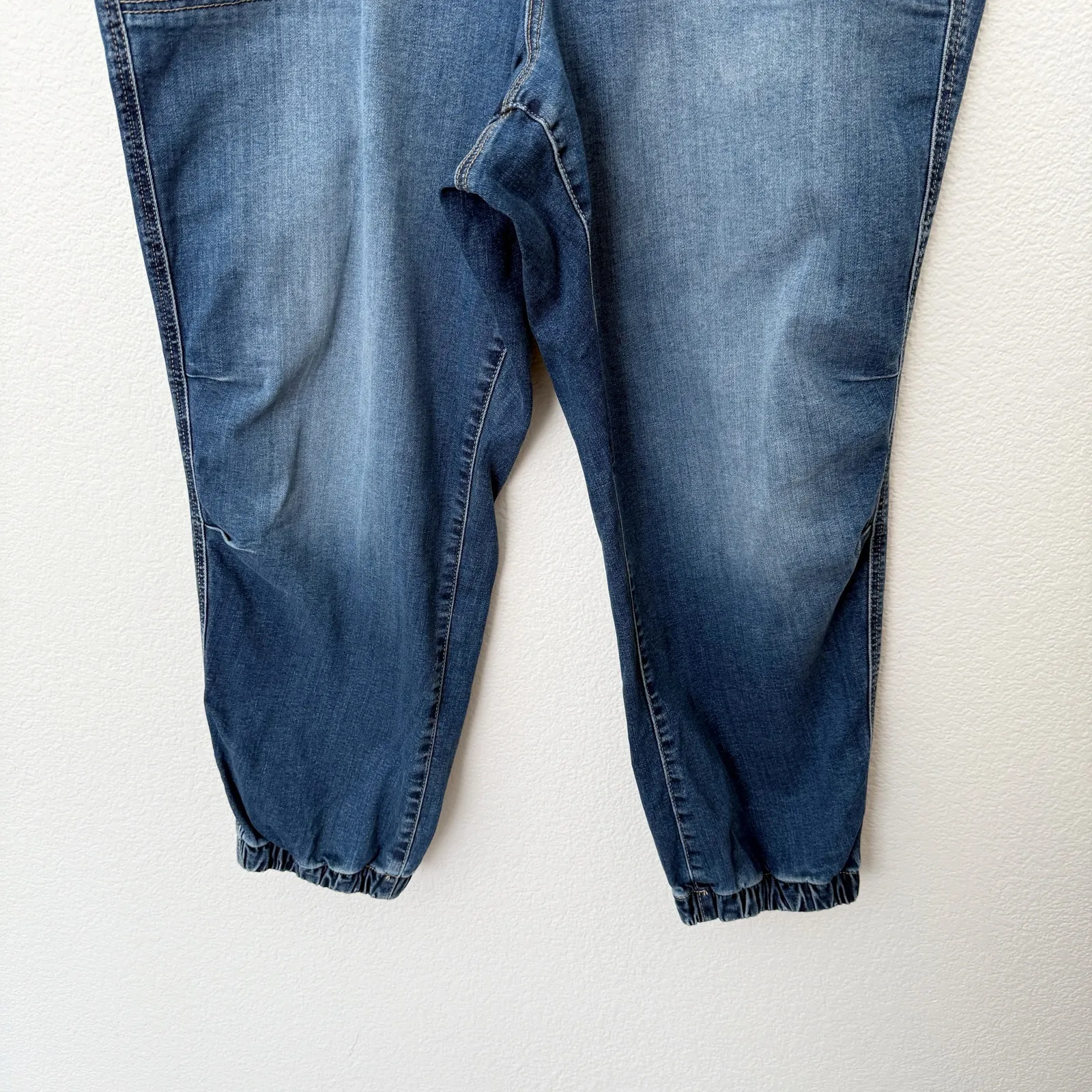 [Torrid] Dark Wash Mid Rise Jogger Super Stretch Jeans Relaxed Fit NWT Size 22 - Image 7