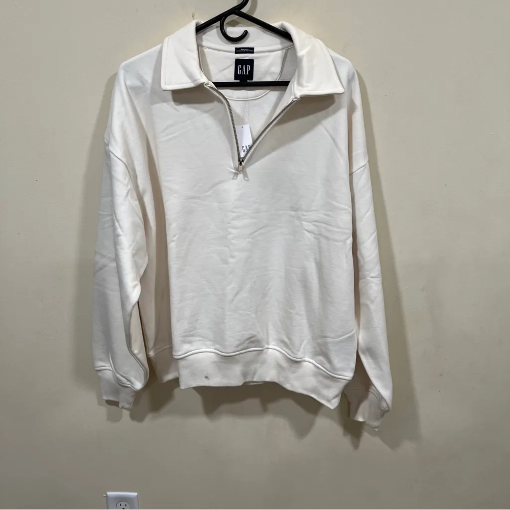 NWT GAP GapFit Oversized Quarter-Zip Hoodie size M - Image 2