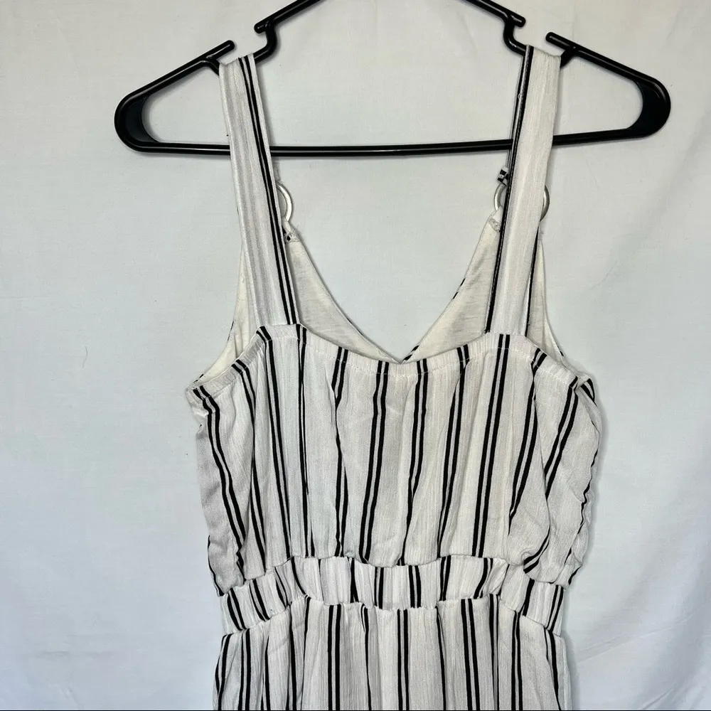 NWT Rosie Harlow striped wide leg  jumpsuit sleeveless white black small - Image 7