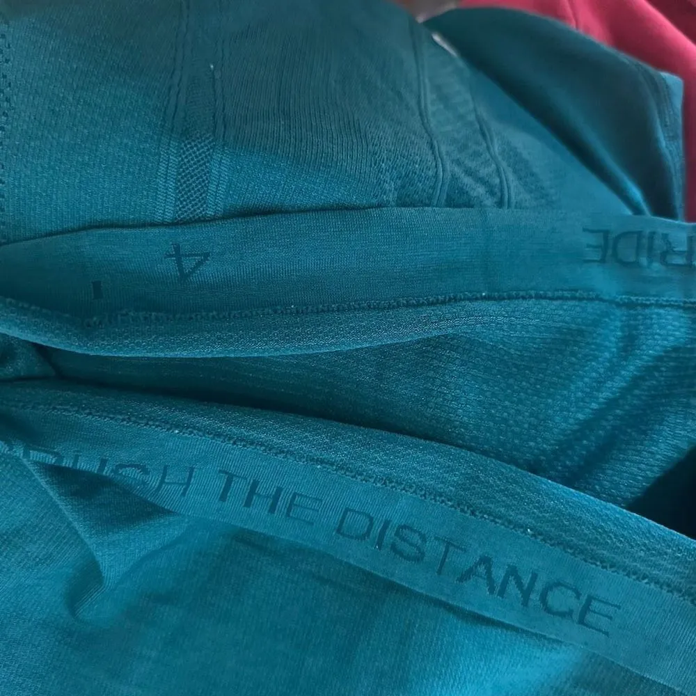 Lululemon Swiftly tech Athleisure size 4 long sleeve top - Image 6