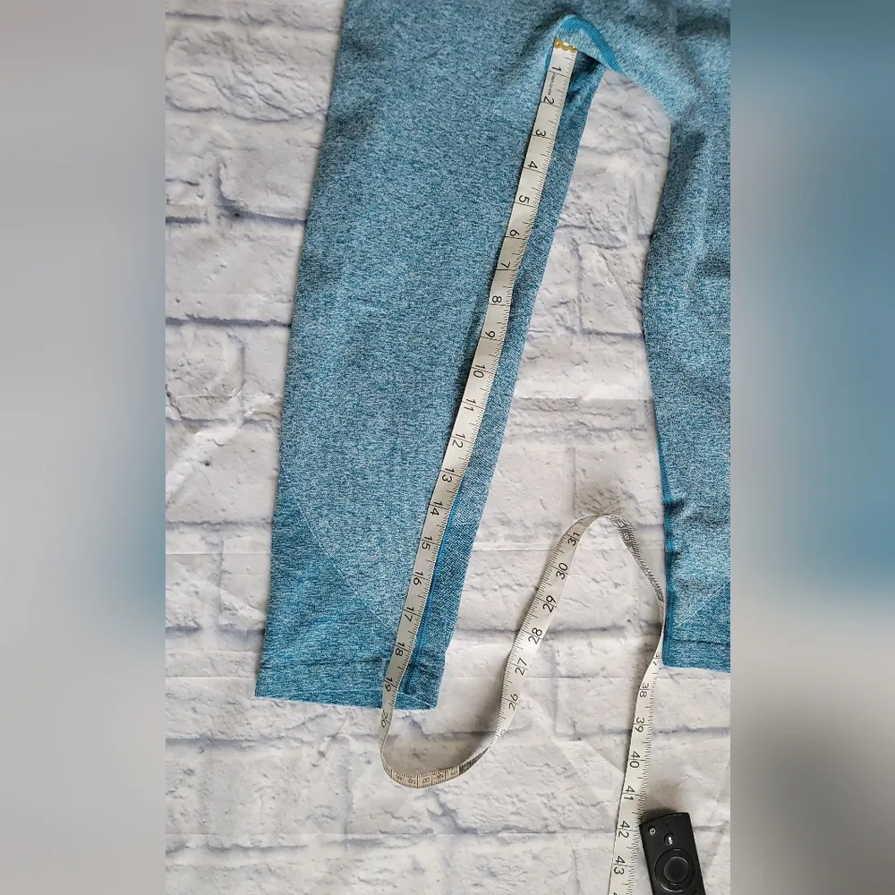 Gymshark Flex Teal Blue Crop Workout Leggings Size M - Image 7