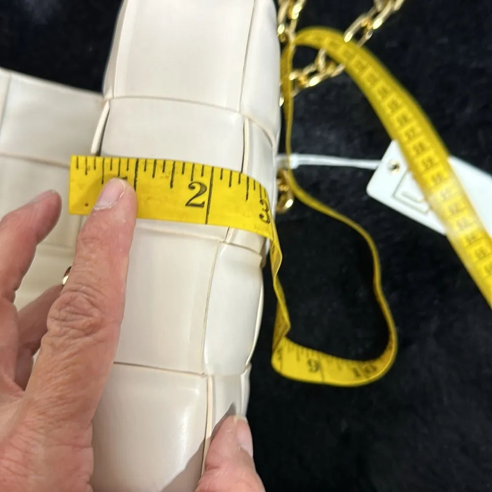 Urban Cream Colored Weaved Bag Use as Satchel or Crossbody - Image 10