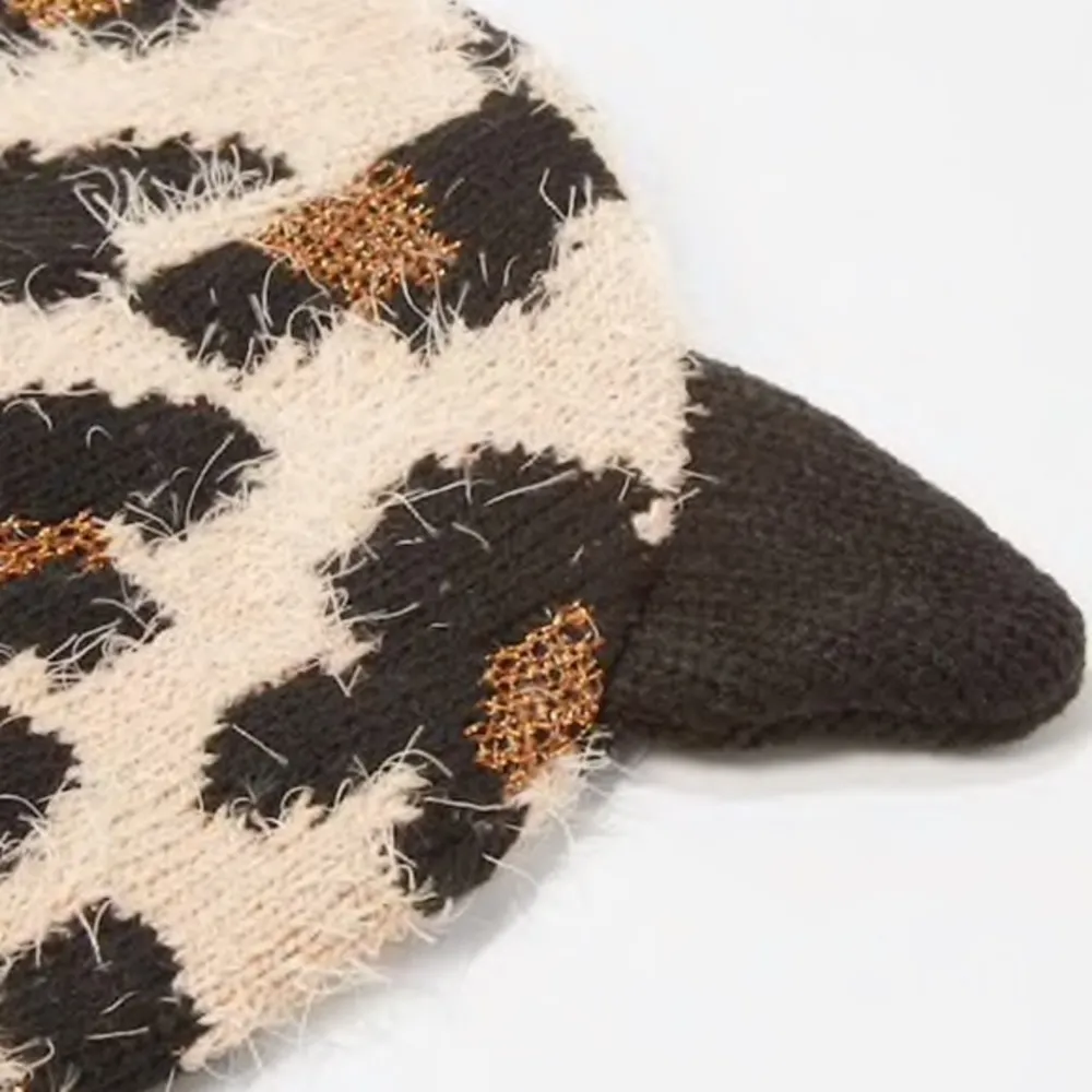 NWT Fuzzy Leopard Print Beanie Hat Cap - Image 2