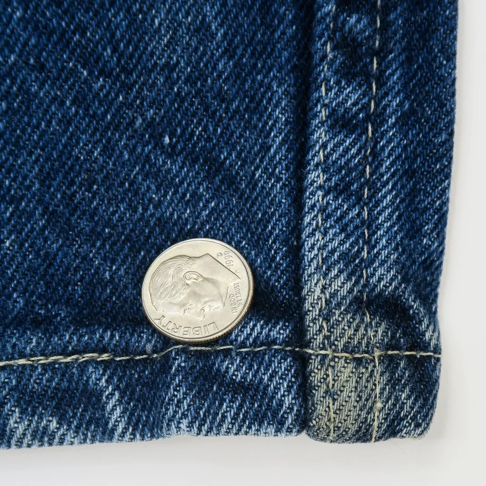 Wrangler Dark Wash Jeans - Image 10