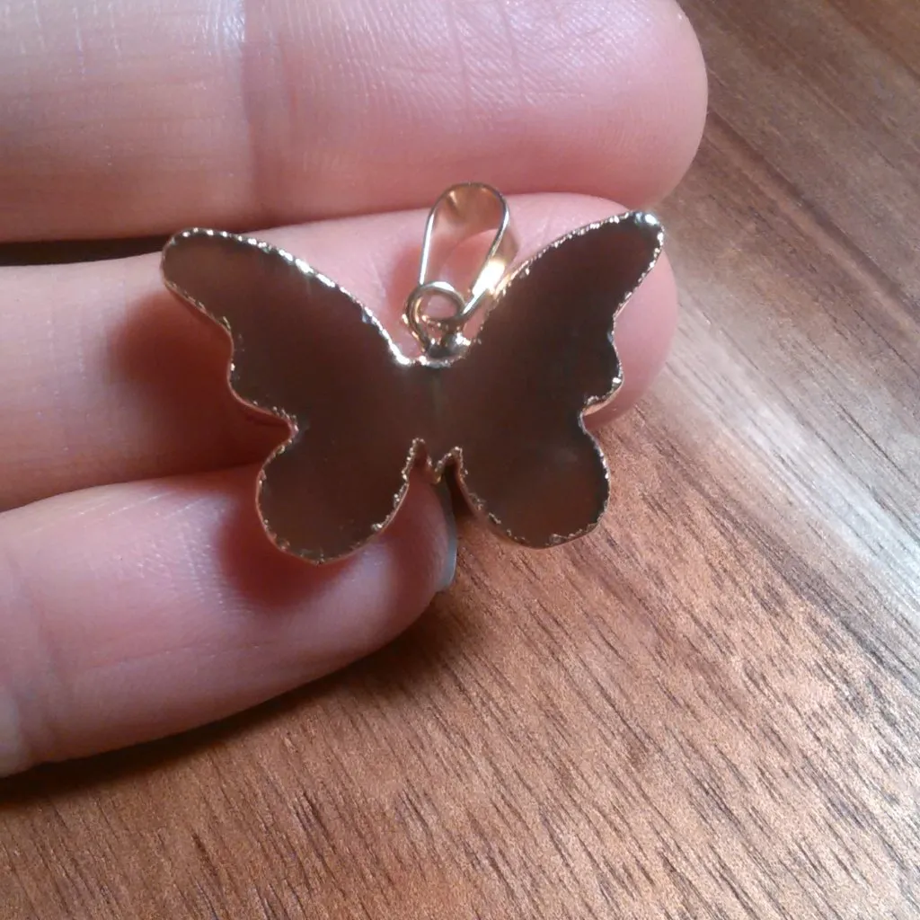 Agate Goldtone Butterfly Brass Pendant - Image 12