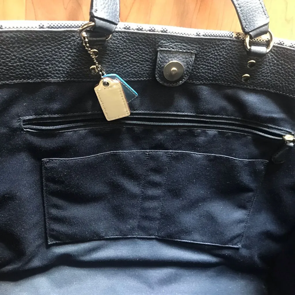 Dempsey Tote Bag 40 With Garden Plaid Print And Coach Patch, C8200 - Image 12