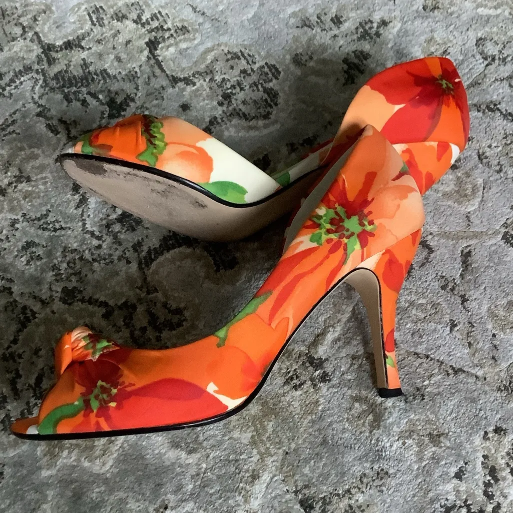 So cute colorful pumps 🧡❤️🤎 - Image 2