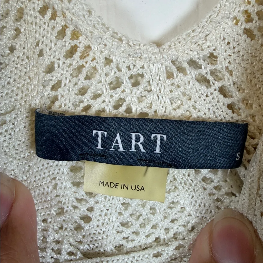 Tart Lace Short Romper Deep V-Neck Back Size Small EUC #2202 - Image 4