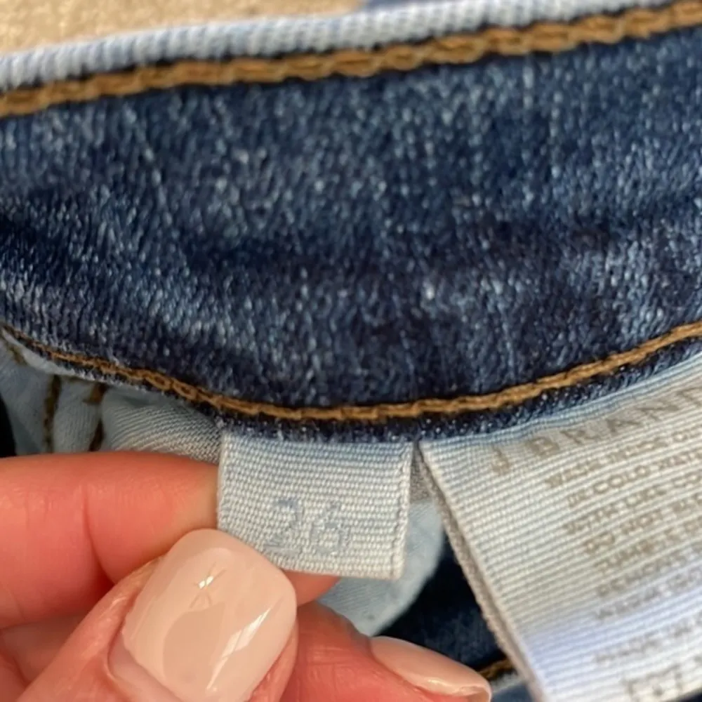 J Brand Capri Jeans - Image 11