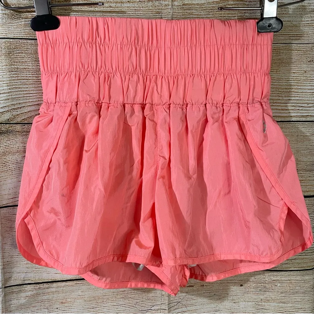 movement high rise athletic shorts elastic waist women Size Small - Image 2