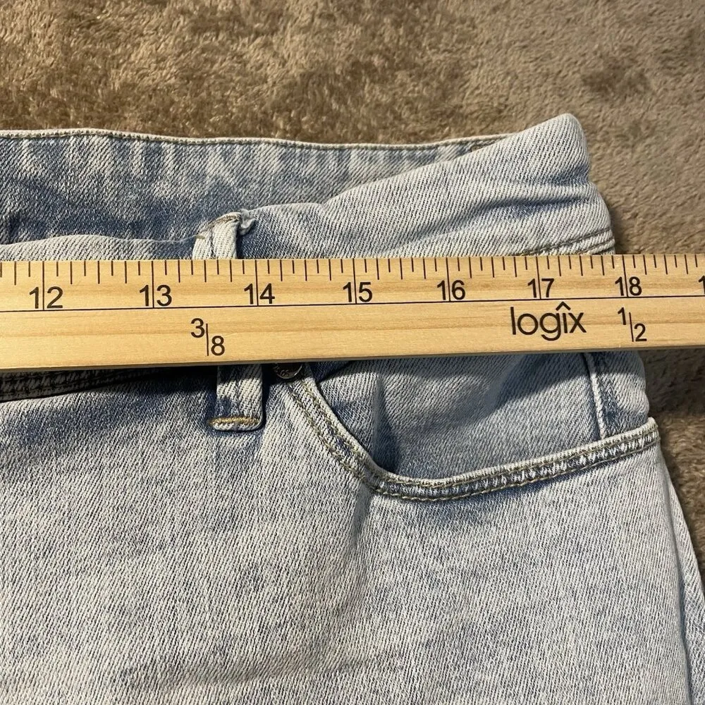 Chico’s Jeans Womens 2.5 L/XL So Slimming Cropped Light Wash Pants Straight Leg Blue Size undefined - Image 6