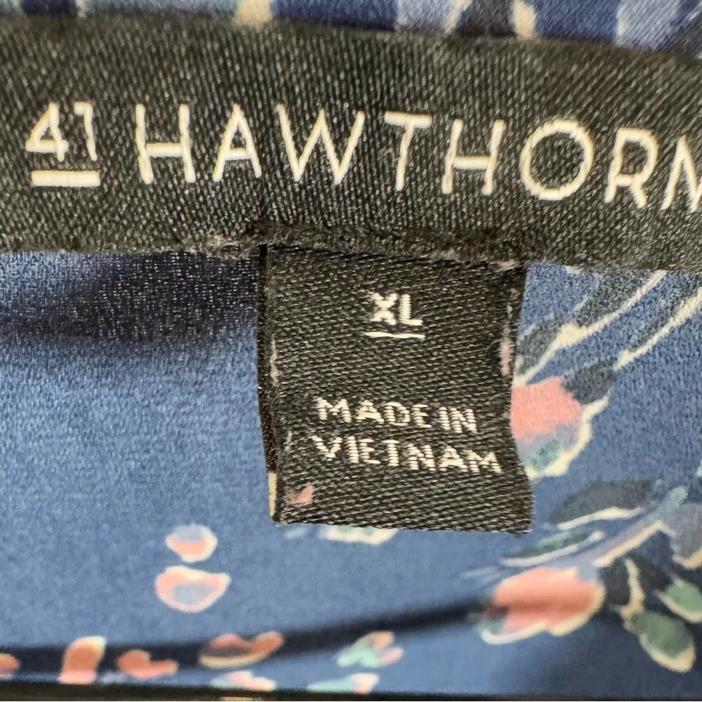 41 Hawthorne blue floral print tie sleeve keyhole blouse top size XL - Image 8