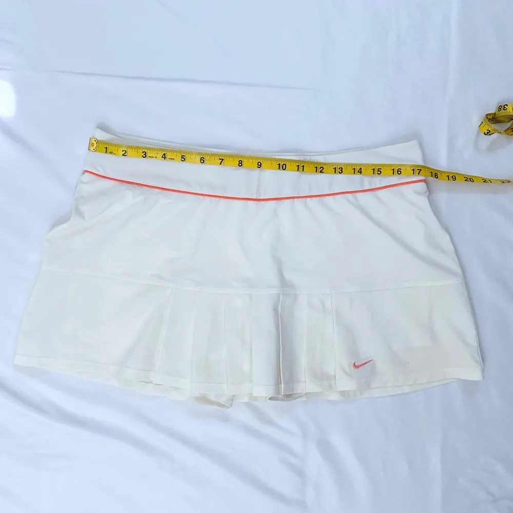 Vintage Y2K Nike DriFit Pleated Tennis Skirt - White/Pink - L - Image 11