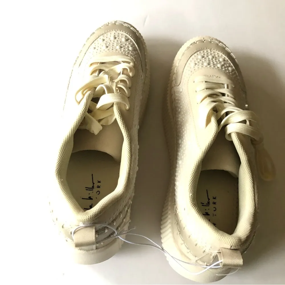 Nicole Miller Trendy Women's Lace Up Pearl Embellishment Sneakers Sz 8.5 - Image 12