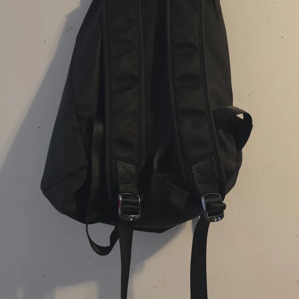 French Connection Black Mesh Zip Bag - Image 3