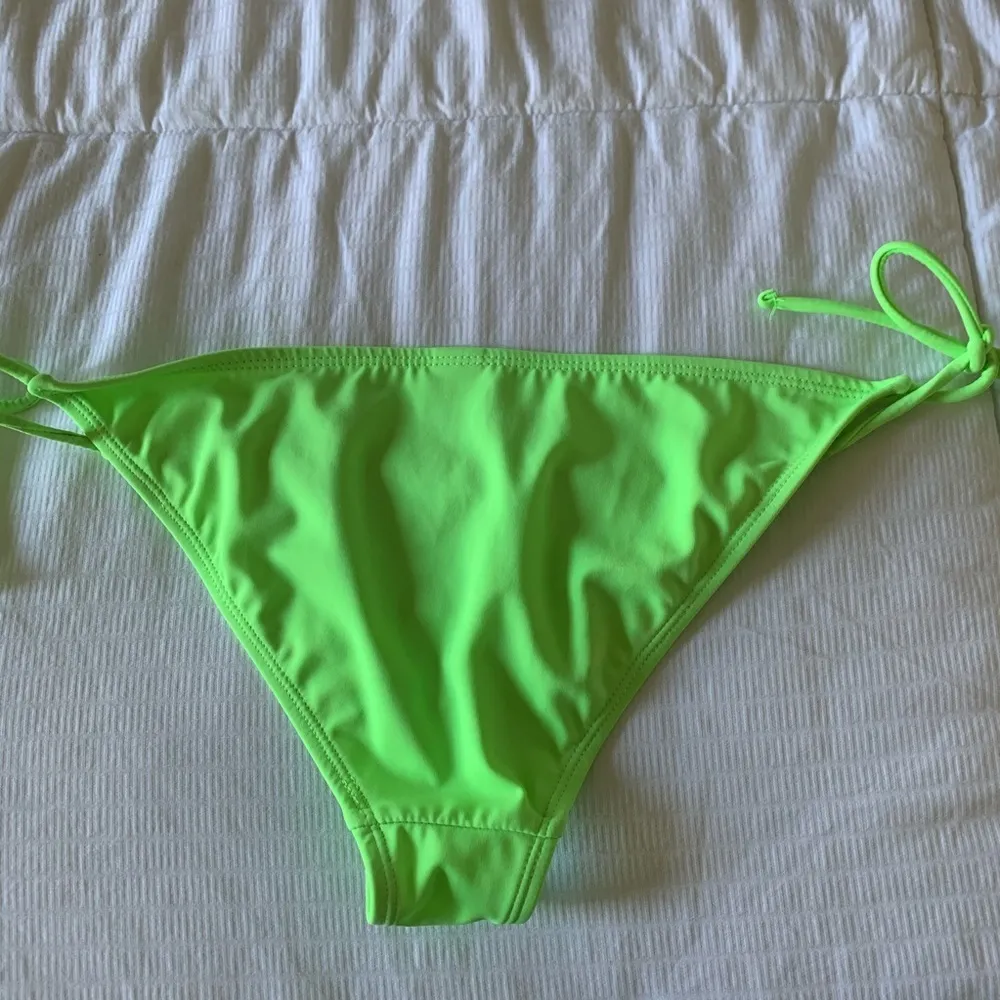 Neon Green Bikini Bottoms Size Small - Image 4
