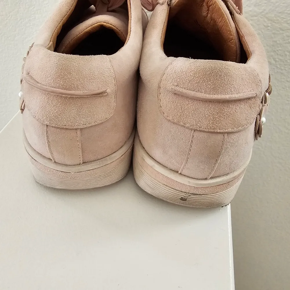 Gentle Souls Kenneth Cole Blush Pink Suede Sneakers Floral Pearl Size 9.5 - Image 8