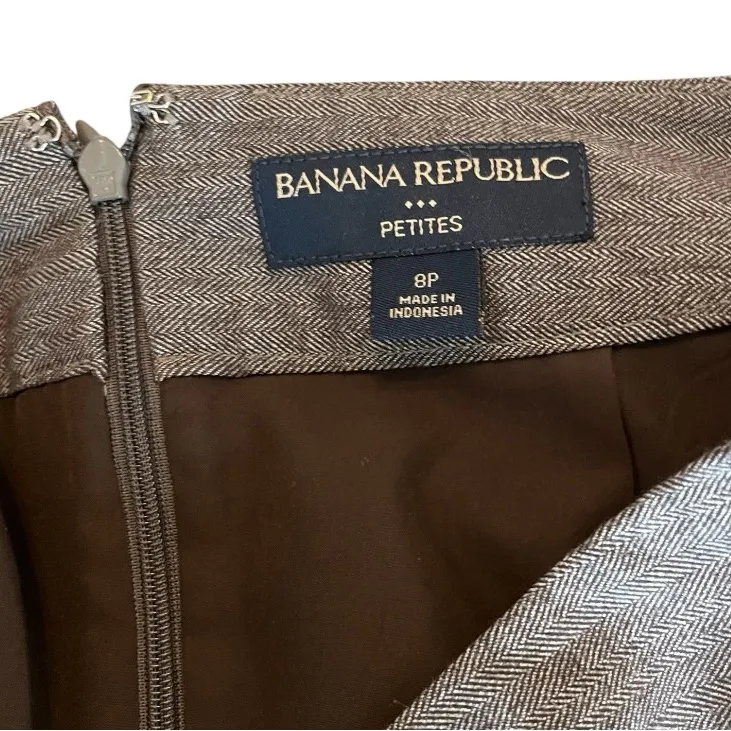 Banana Republic Factory Taupe Brown  Suit‎  | Blazer & Skirt Size 8 Petite - Image 8