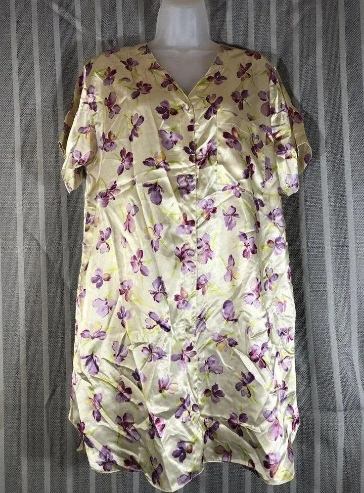 Vanity Fair polyester button down floral nightgown Robe short sleeve large - Image 8