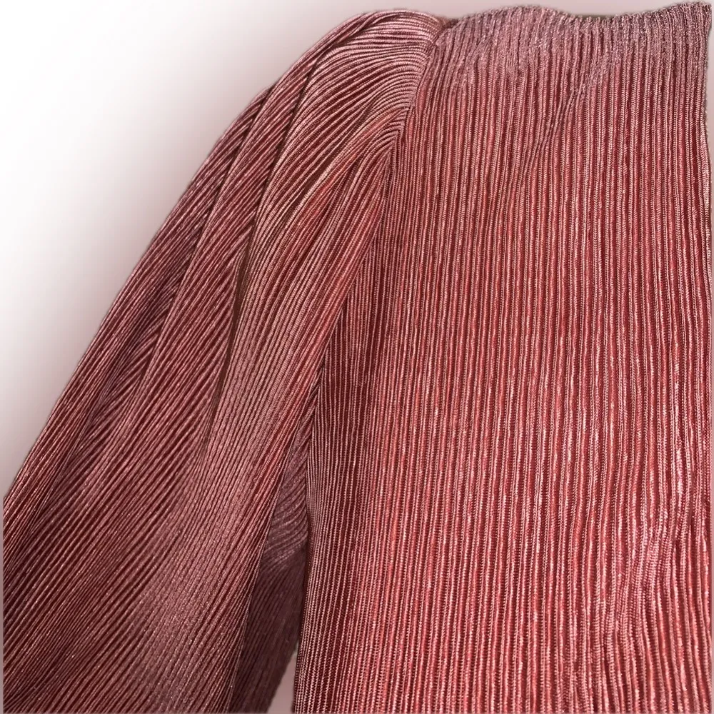 ASTR The Label Pleated Valdez Primadonna Wrap Blouse Pink Clay Puff Shoulder XS - Image 7