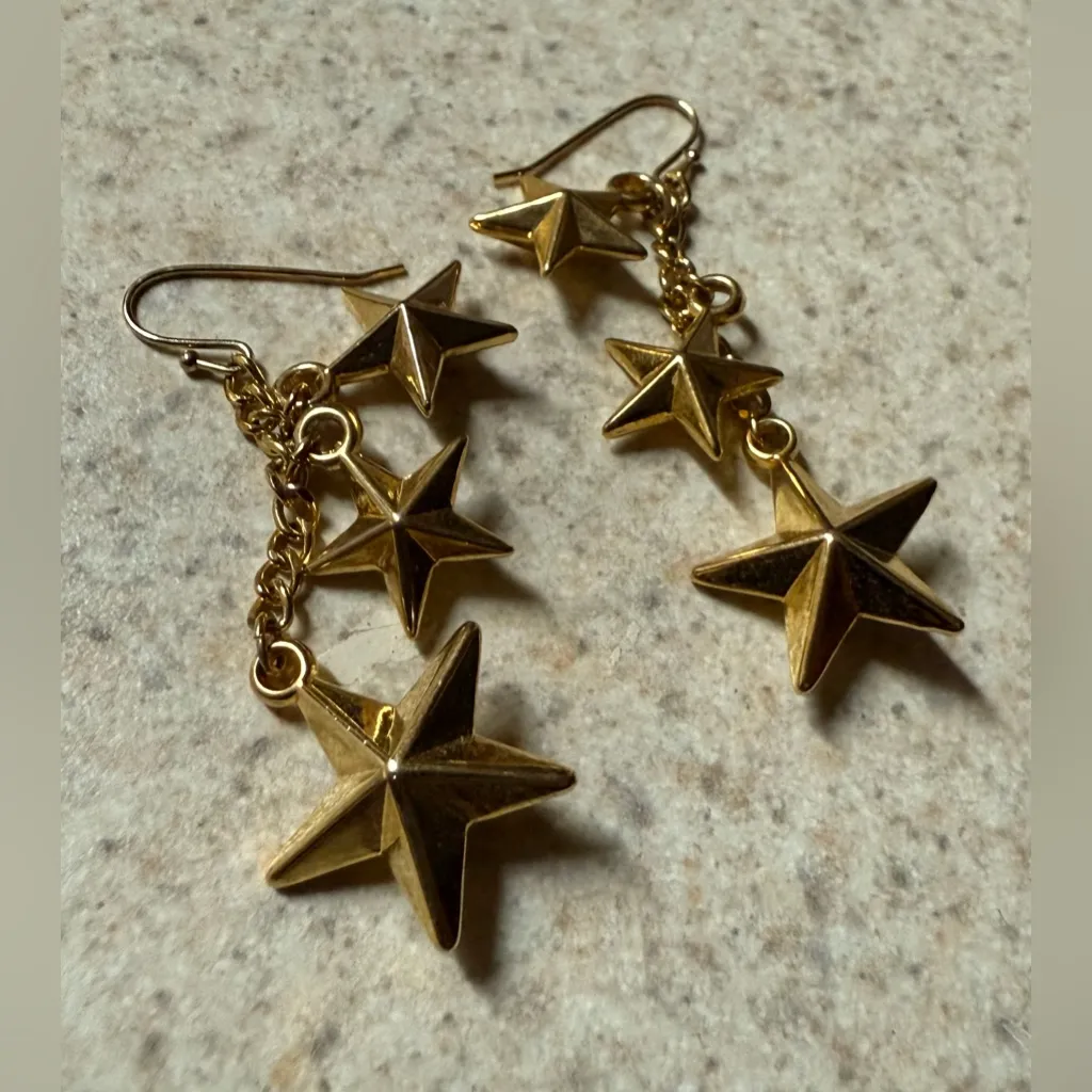 Patriotic Gold Star Dangle Earrings - Image 3