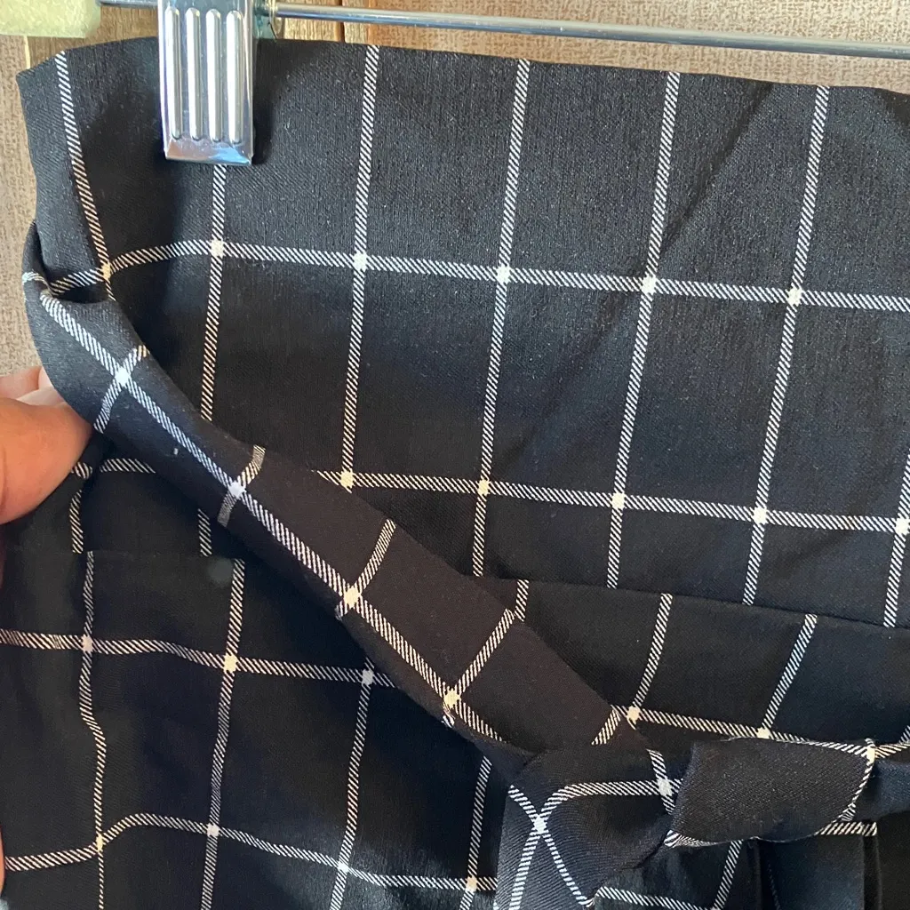 Rainbow Black and White Checkered slacks xl - Image 5