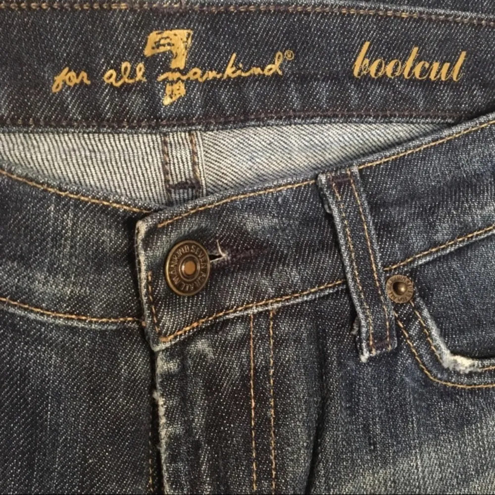 7FAMK Blue Boot cut Embellished Pocket Boot Cut Low Rise Jeans 27 - Image 3