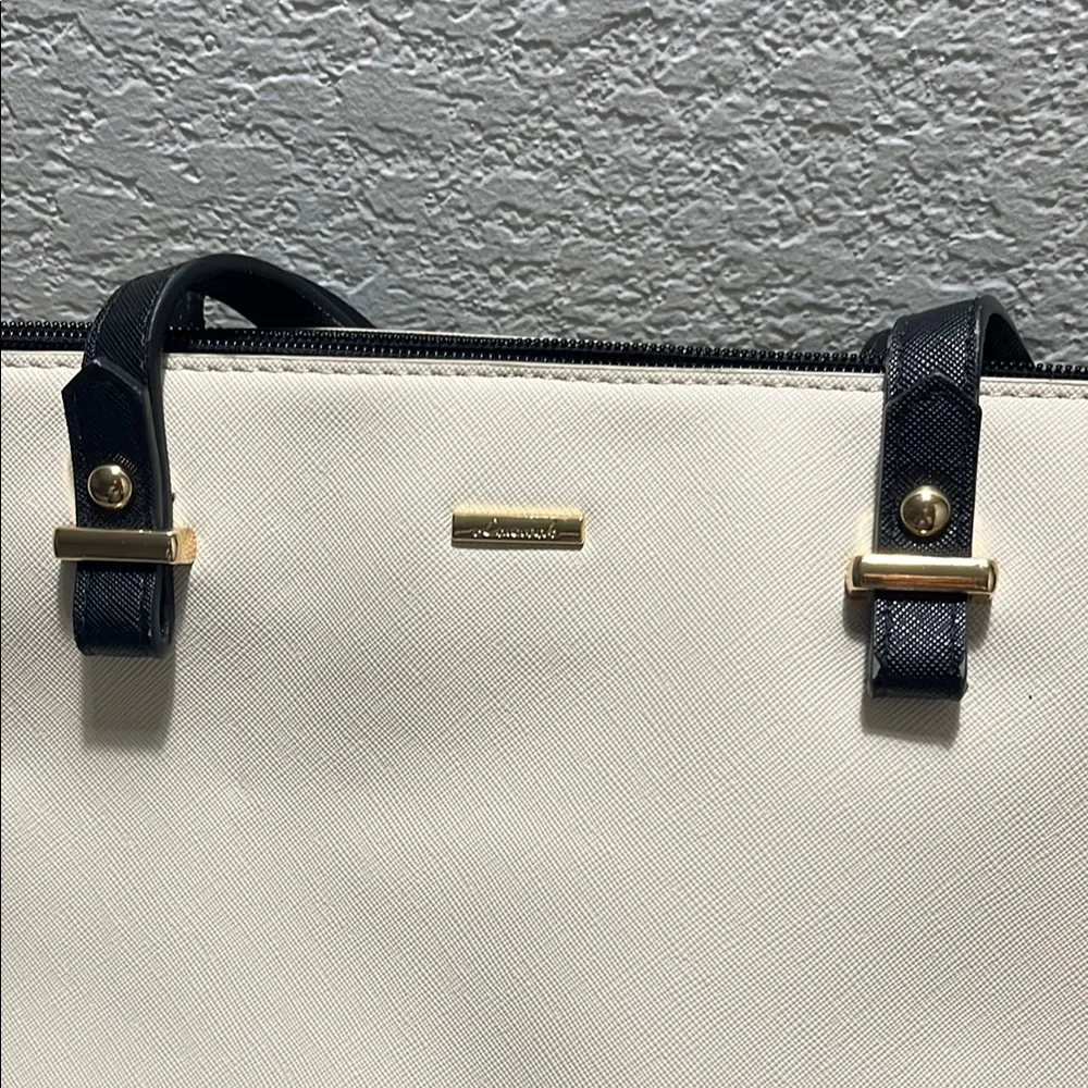 Lovevook Elegant Two - Image 3