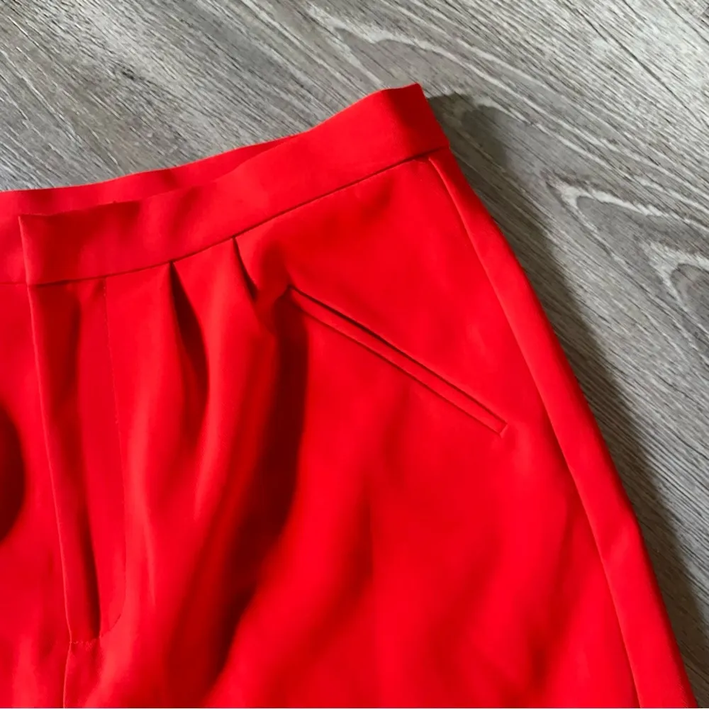 •Lovers + Friends high waisted shorts• Size S - Image 4