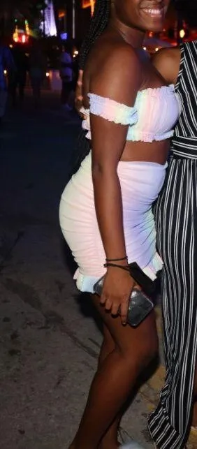 Pastel sheer mesh frill crop top & mini skirt set - Image 4