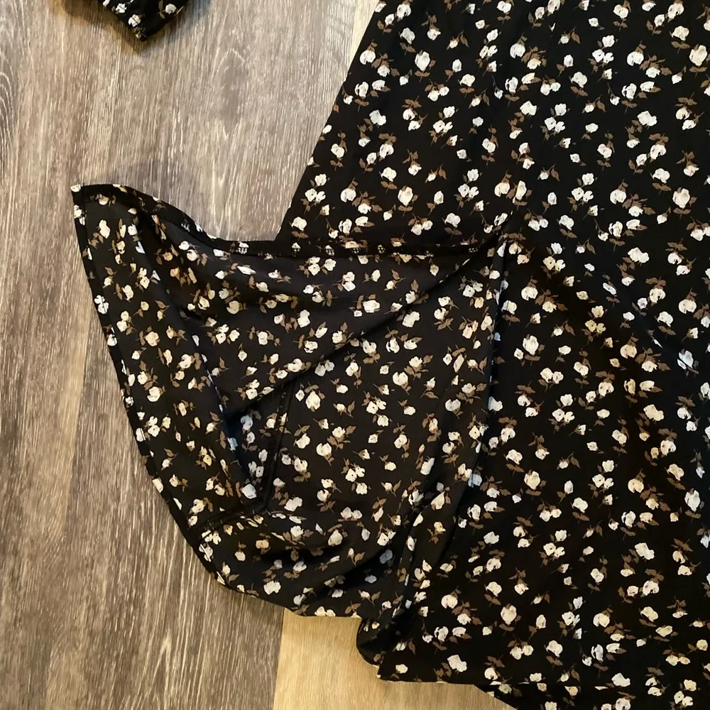 Dark‎ Floral Milkmaid Long Sleeve Black Midi Dress Large Cottagecore Boho Dainty - Image 3