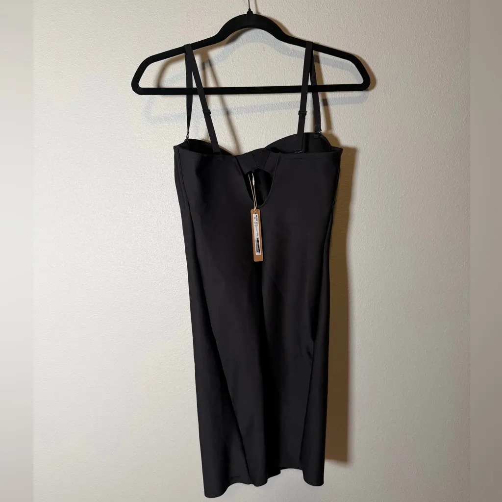 SKIMS BODY ZONED UNDERWIRE MID THIGH BODYSUIT- ONYX NWT xl - Image 5