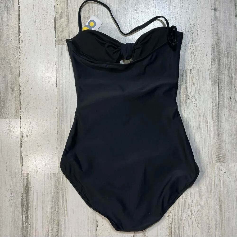 One-Piece Small Swimsuit with Cut-Outs Black - Image 3