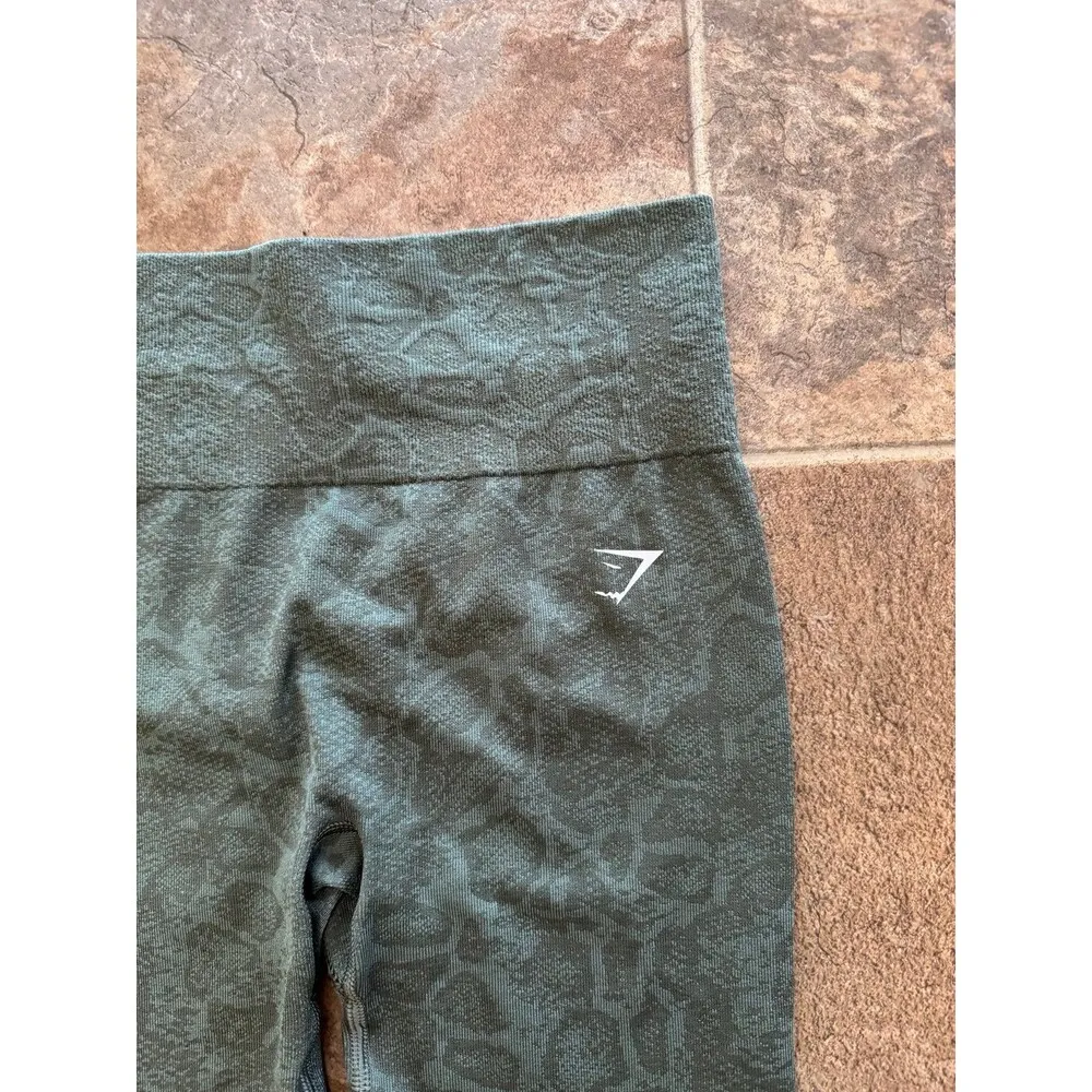 Gymshark Adapt Animal Seamless Shorts Size Small - Image 6