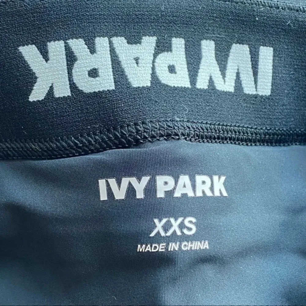 Ivy Park • Black Workout Leggings - Image 3