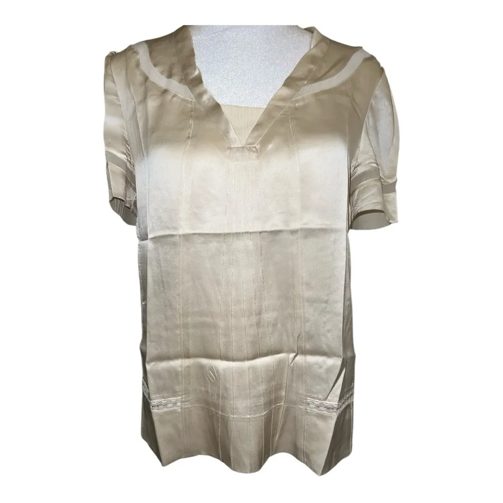 Marc Jacobs Elegant Cream Women's Top - Image 3