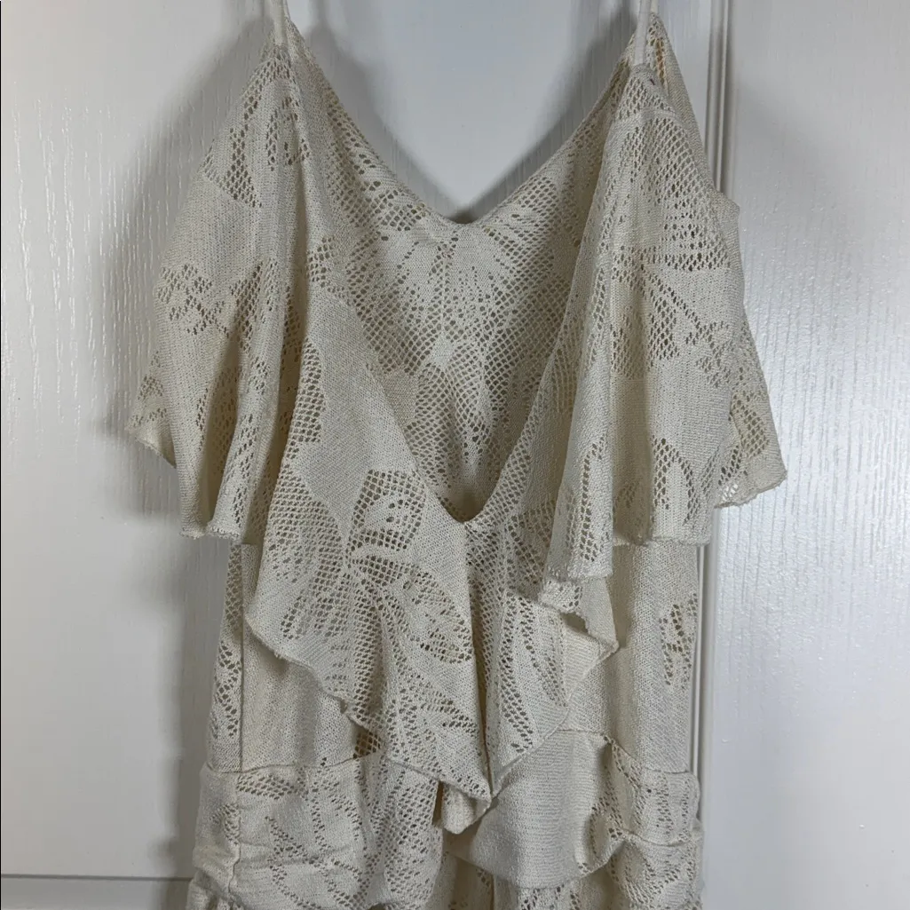 Tart Lace Short Romper Deep V-Neck Back Size Small EUC #2202 - Image 5