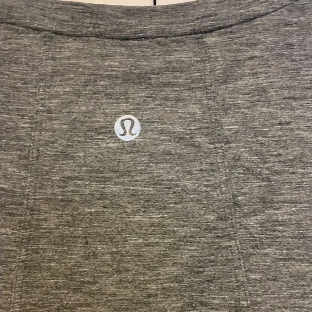 lululemon athletica Charcoal Muscle Tee - Image 3