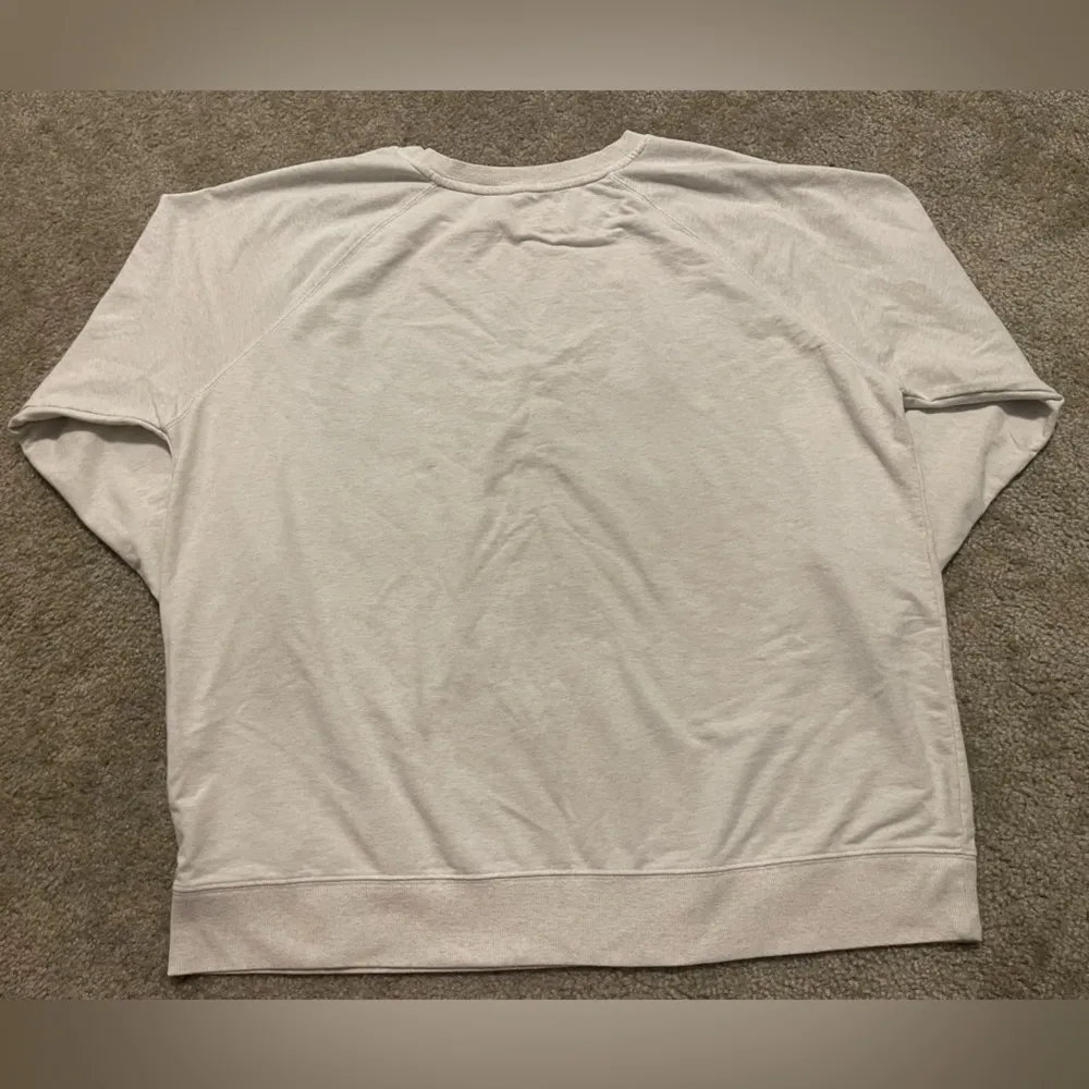 Women’s Wildfox Oatmeal Oversized Sweatshirt Leopard Kiss Lips Graphic Size XL - Image 5