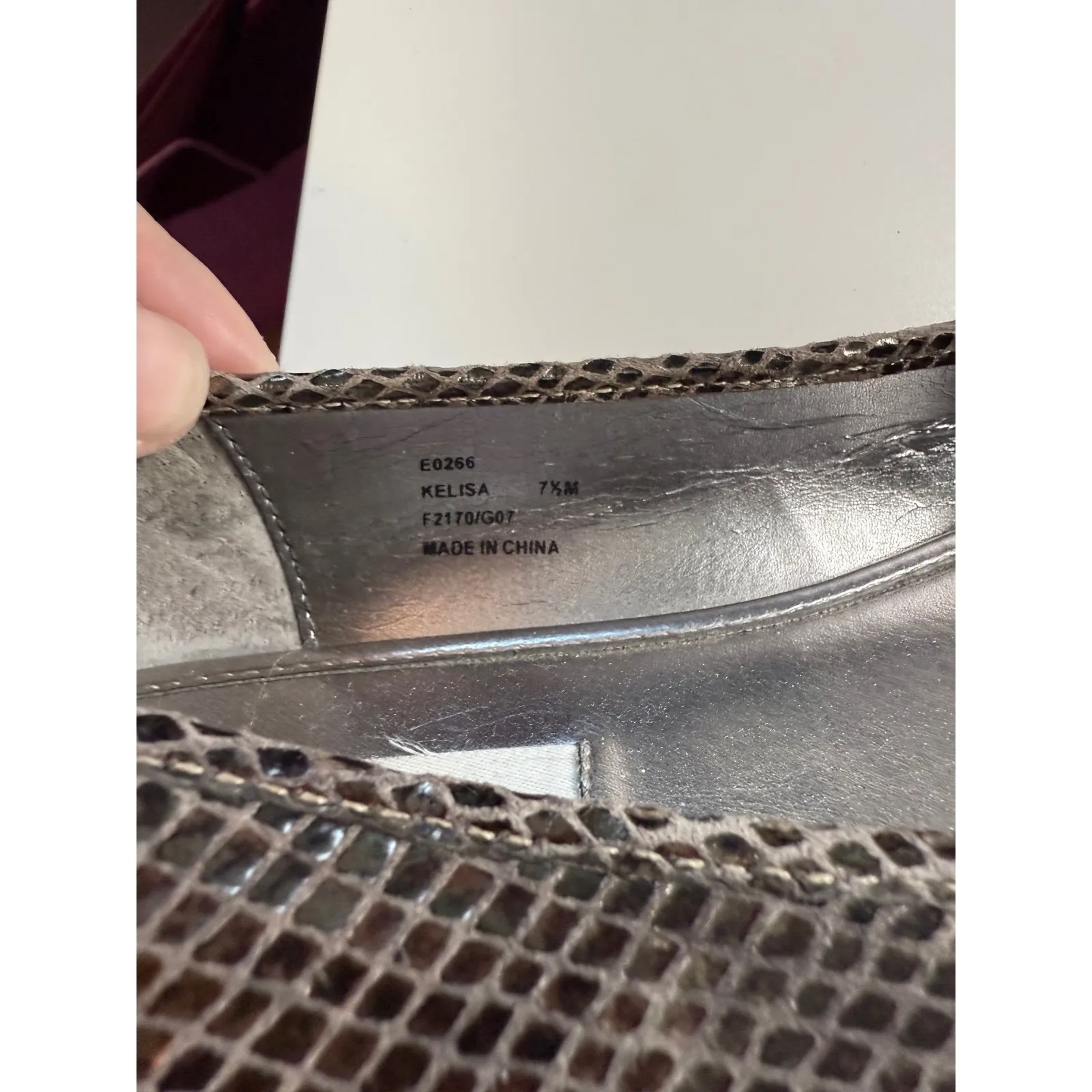 Calvin Klein Kelisa Brown Snakeskin Print Loafers -‎ Women's Size 7.5M - Image 6